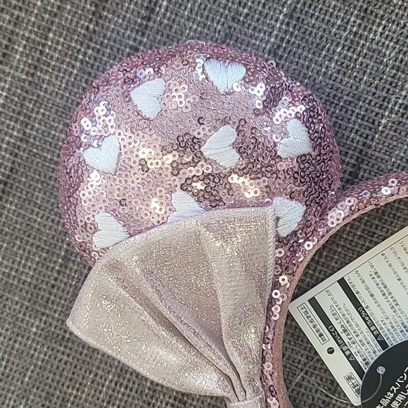 Tokyo Disneyland Minnie Mouse Ears – Pink Sequin Ears & Sparling Pink Bow! - Picture 3 of 6